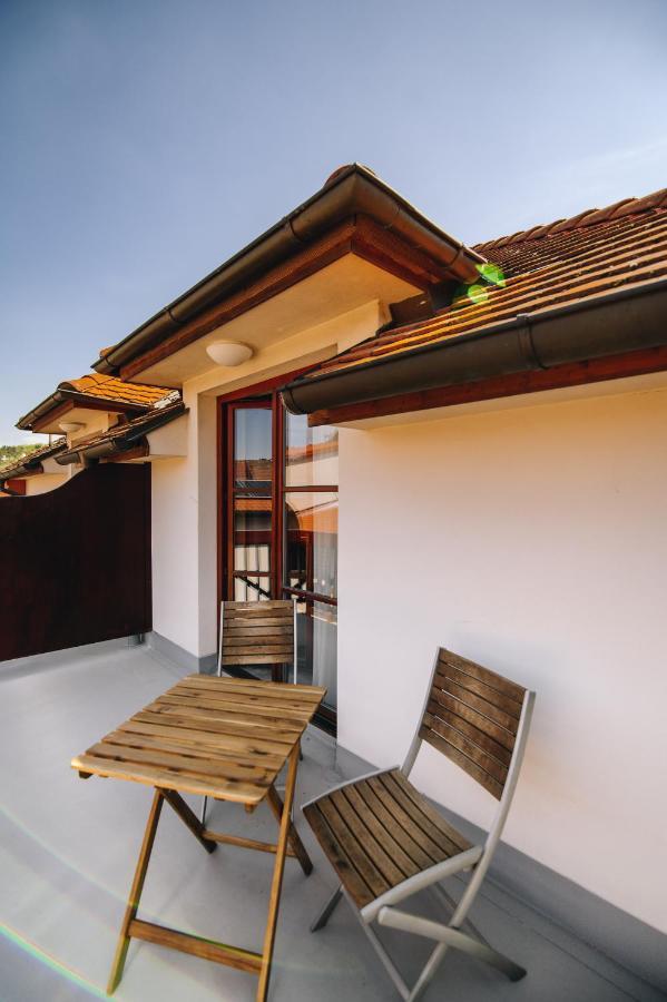 Kounicky Dvur Hotell Dolní Kounice Exteriör bild