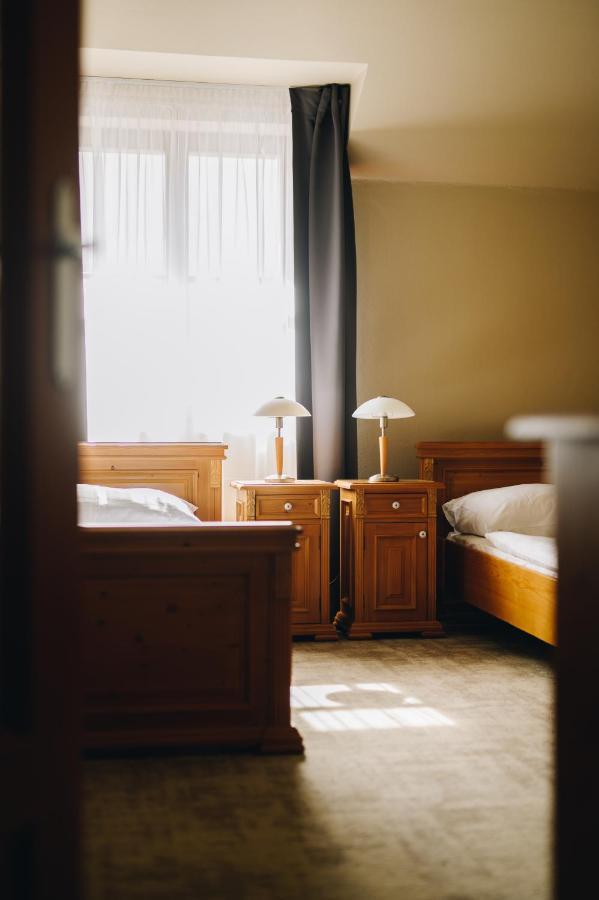 Kounicky Dvur Hotell Dolní Kounice Exteriör bild