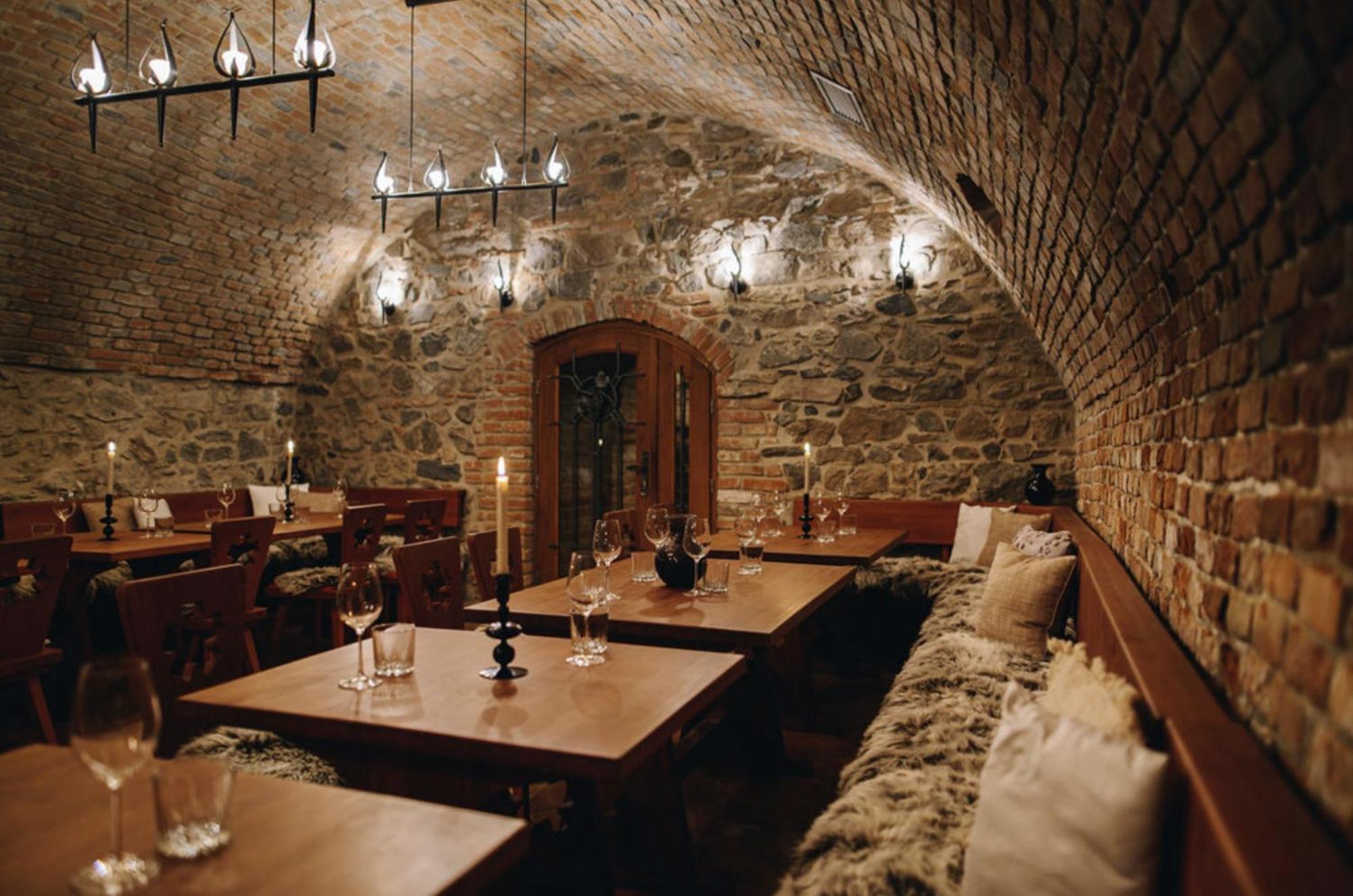 Kounicky Dvur Hotell Dolní Kounice Exteriör bild